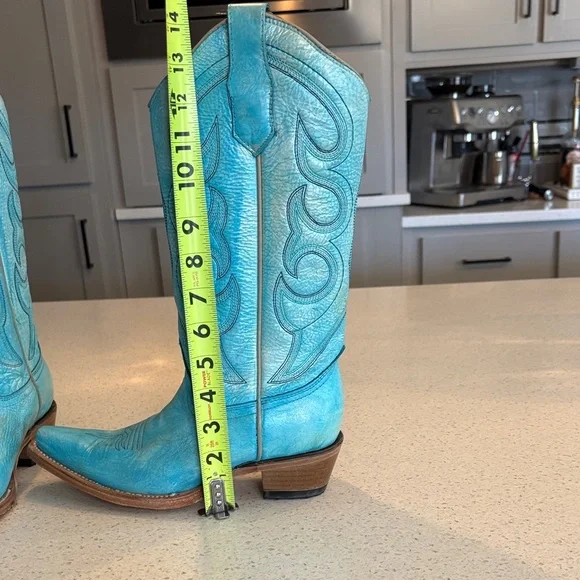 Circle G Turquoise Western Cowboy Boots - Picture 11 of 11